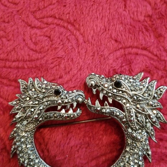 To headed crystal  Dragon   pin - Picture 3 of 3